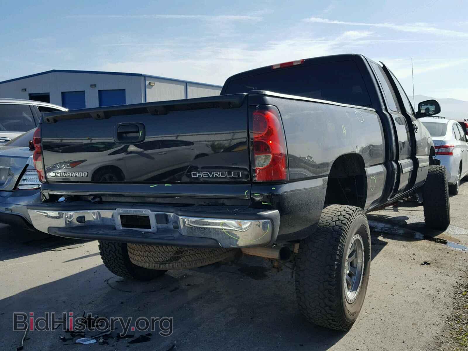 2005 CHEVROLET SILVERADO - VIN: 2GCEC19V751335043 - Фото 4