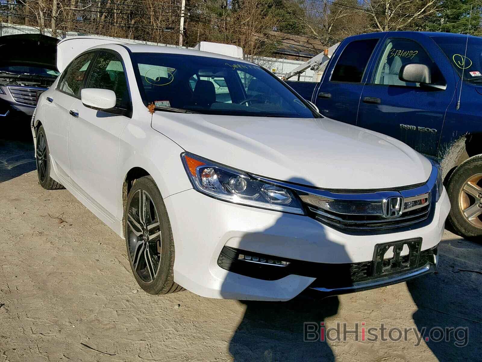 Photo 1HGCR2F1XHA026627 - HONDA ACCORD SPO 2017