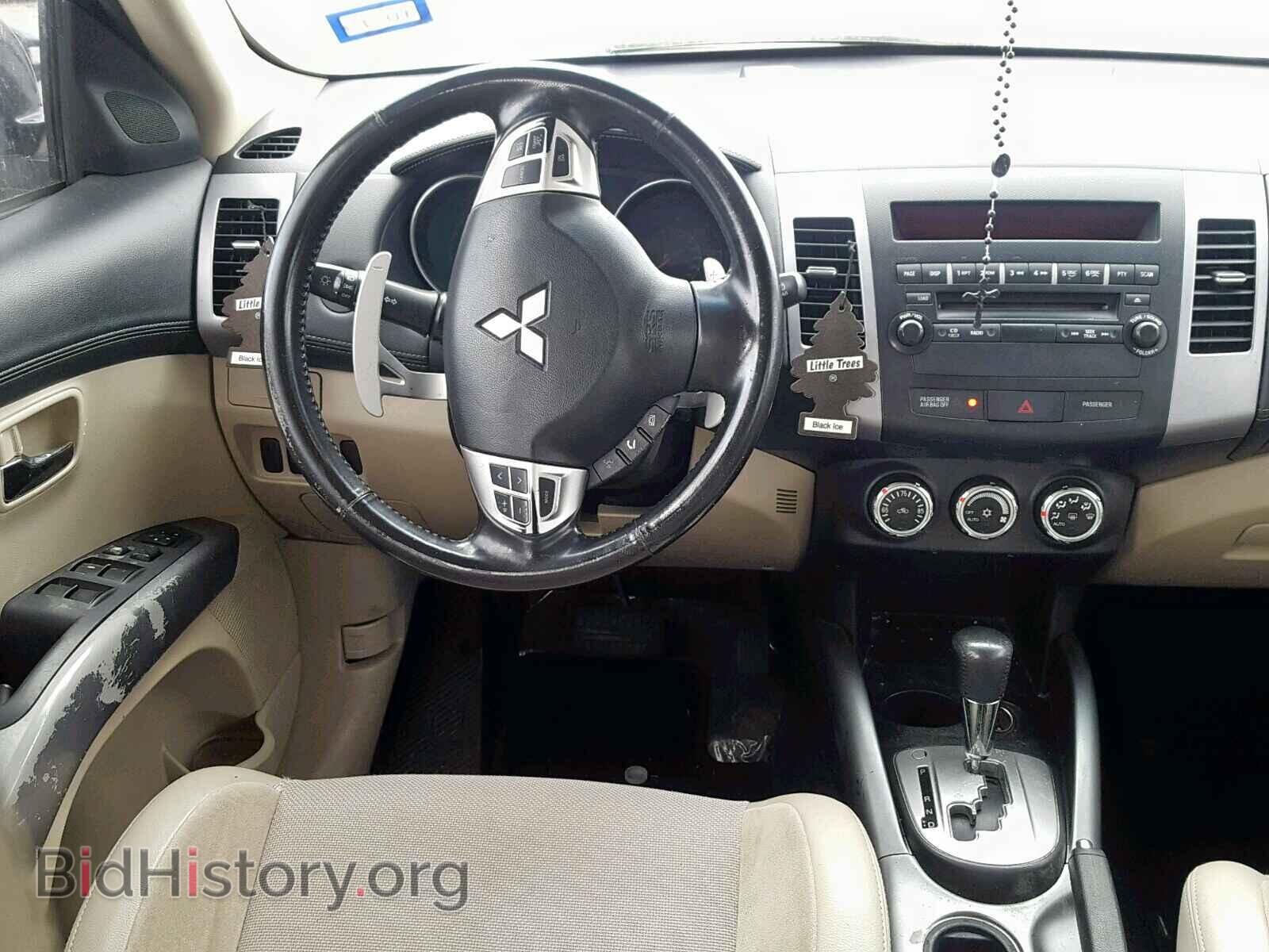 2010 MITSUBISHI OUTLANDER - VIN: JA4JS4AX4AZ002648 - Photo 9