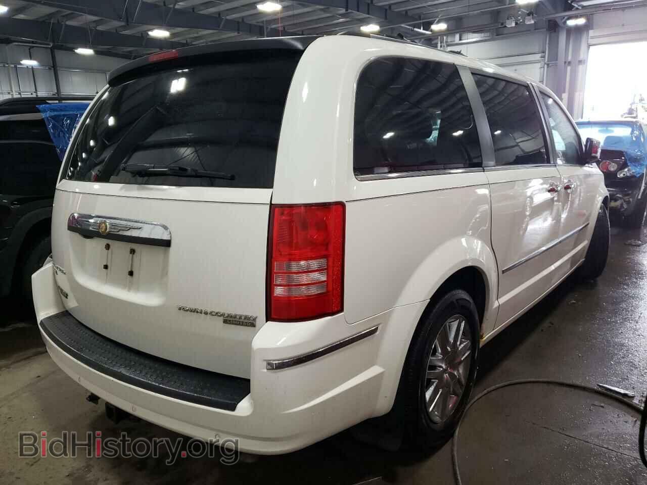 2010 CHRYSLER MINIVAN - VIN: 2A4RR6DX3AR240345 - Фото 4