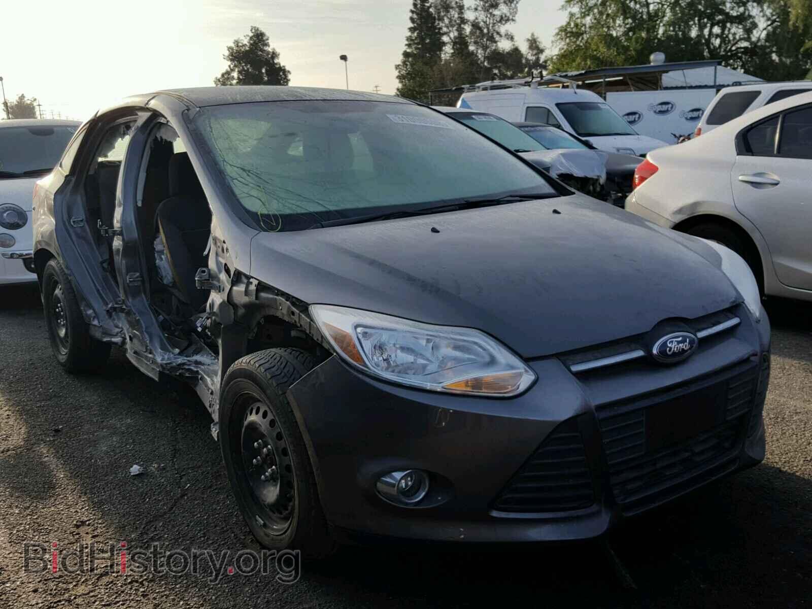 Photo 1FAHP3F28CL429792 - FORD FOCUS 2012
