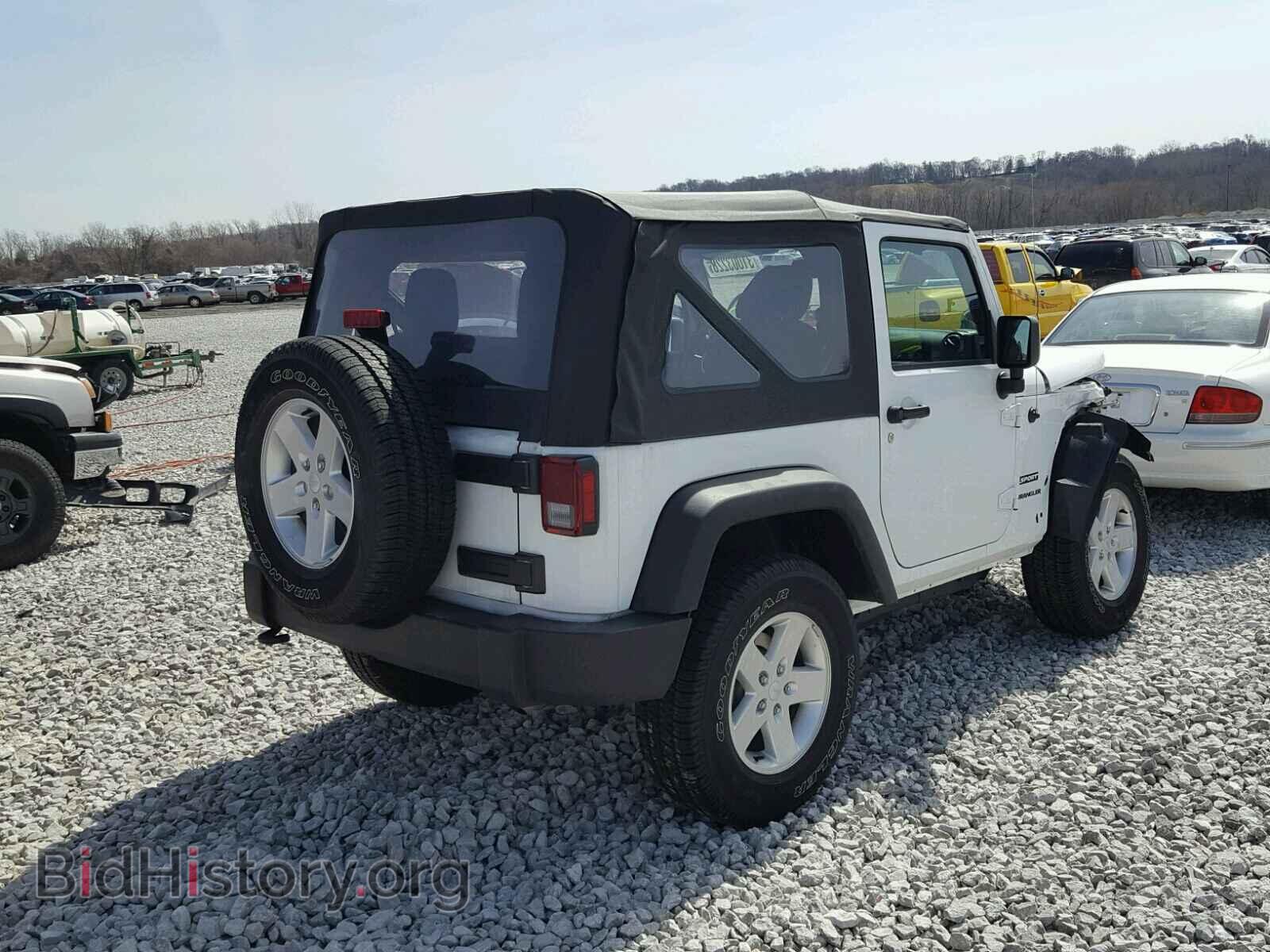 2017 JEEP WRANGLER - VIN: 1C4AJWAG3HL754715 - Фото 4
