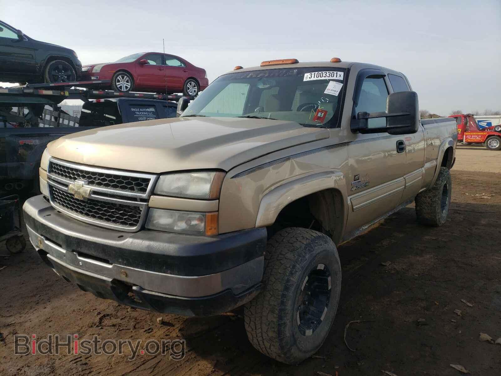 2007 CHEVROLET SILVERADO - VIN: 1GCHK29D17E103391 - Фото 2