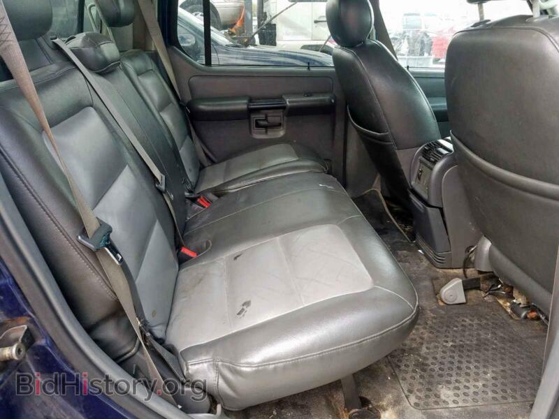 2005 Ford EXPLORER (VIN 1FMZU67K25UA29761) — фото 6 из 10