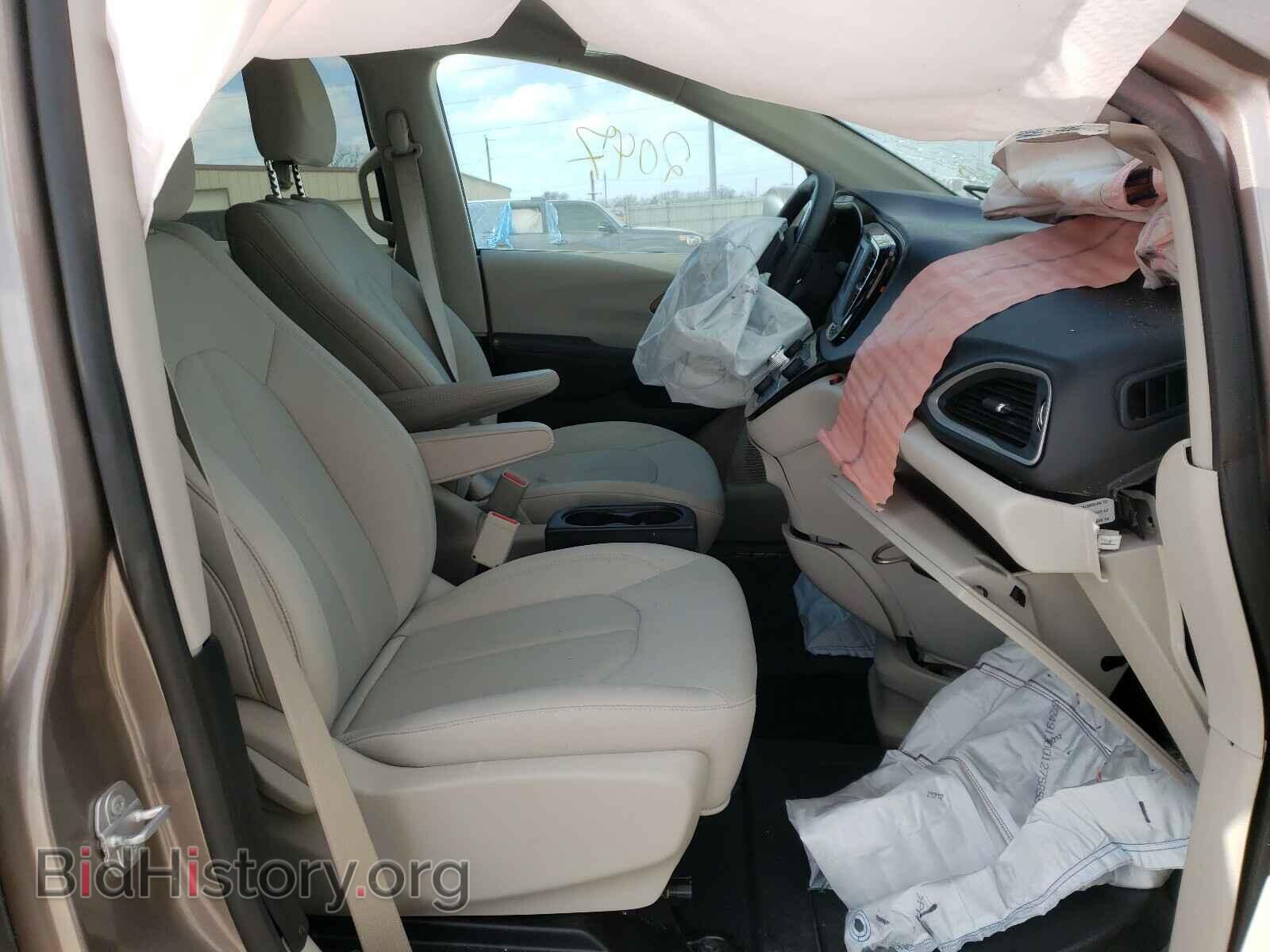 2017 CHRYSLER PACIFICA - VIN: 2C4RC1DG6HR644857 - Фото 5