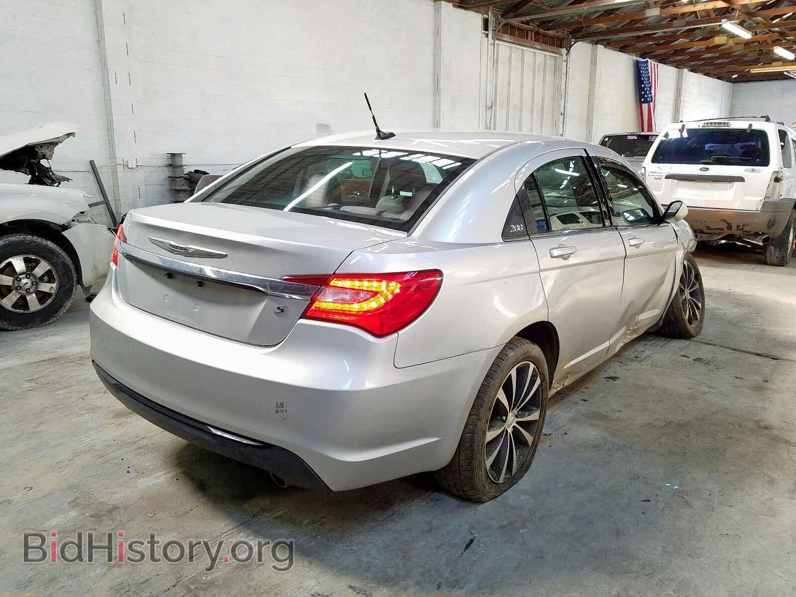 2012 CHRYSLER 200 - VIN: 1C3CCBBG2CN308132 - Фото 4