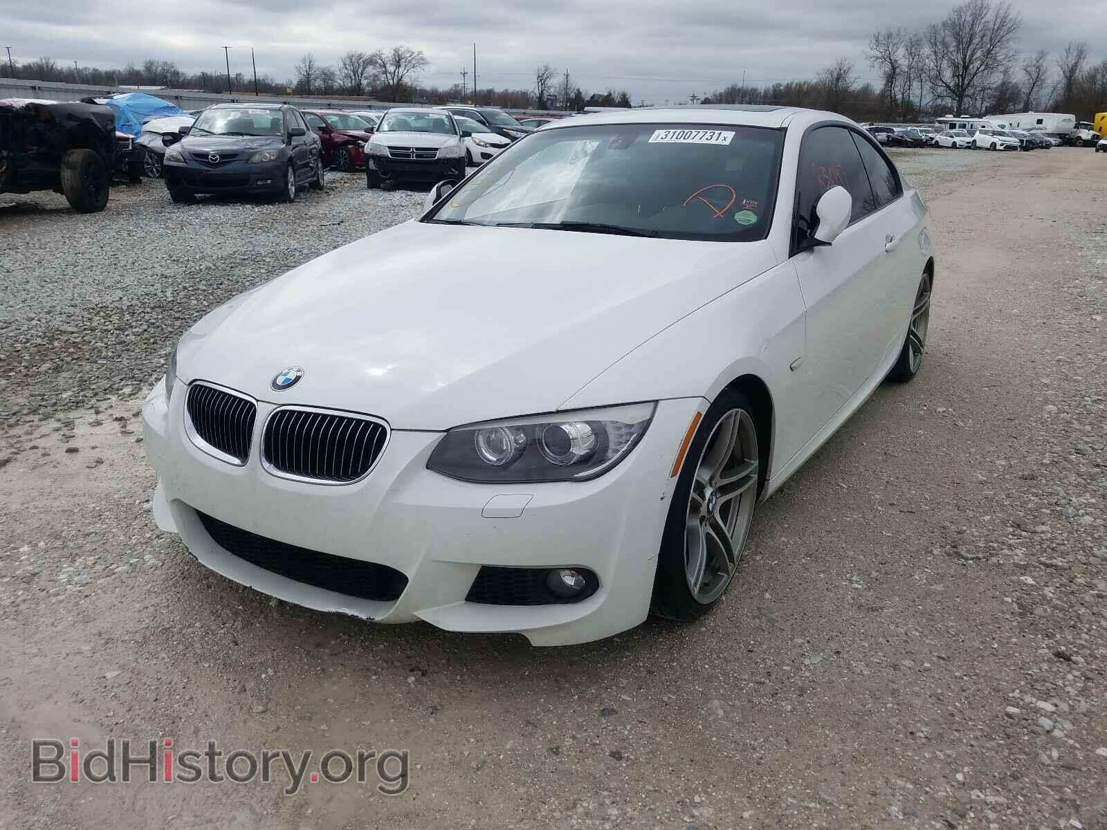 2013 BMW 3 SERIES - VIN: WBAKE3C59DE771646 - Фото 2