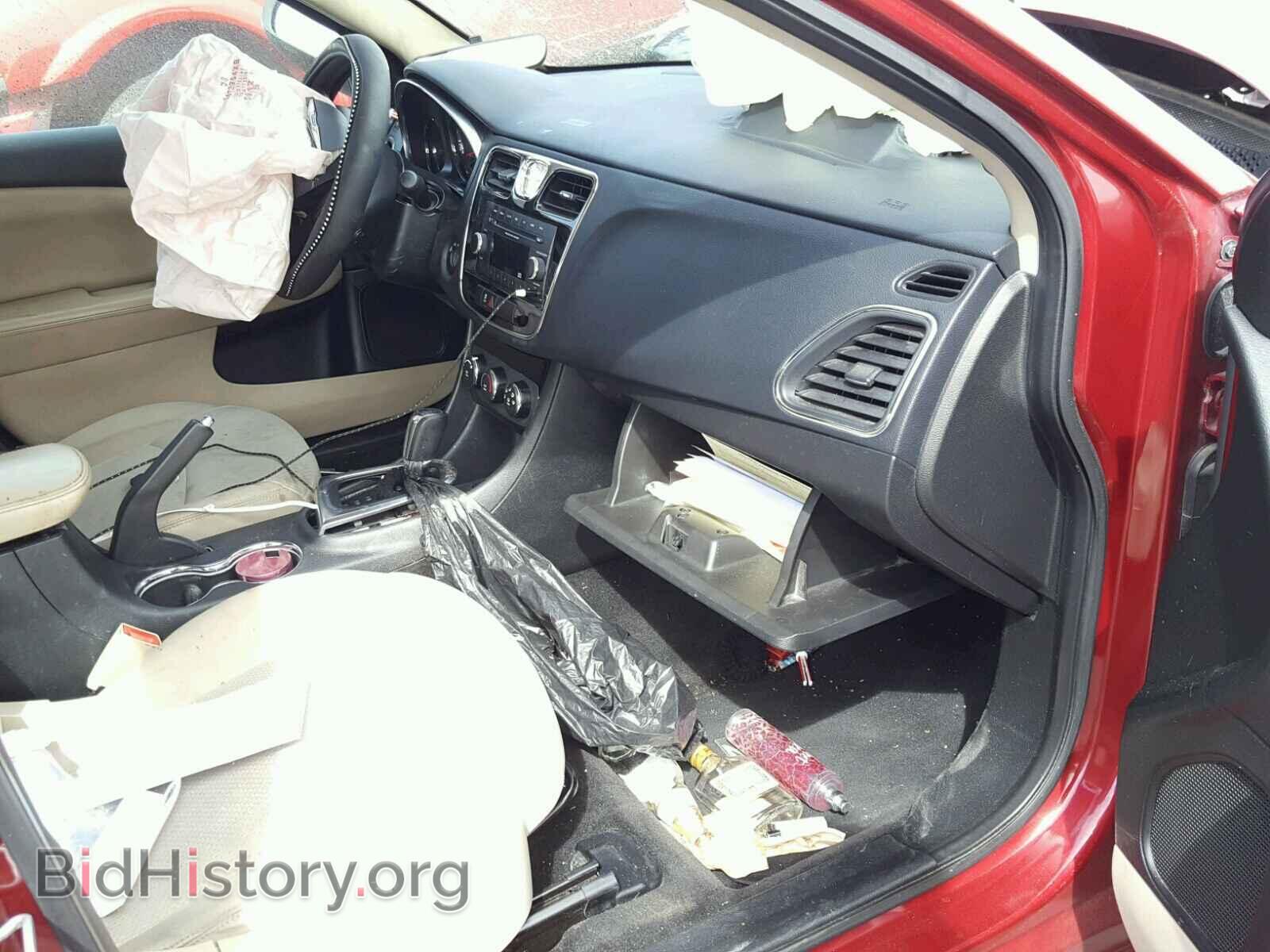 2012 CHRYSLER 200 - VIN: 1C3CCBAB6CN199700 - Фото 5