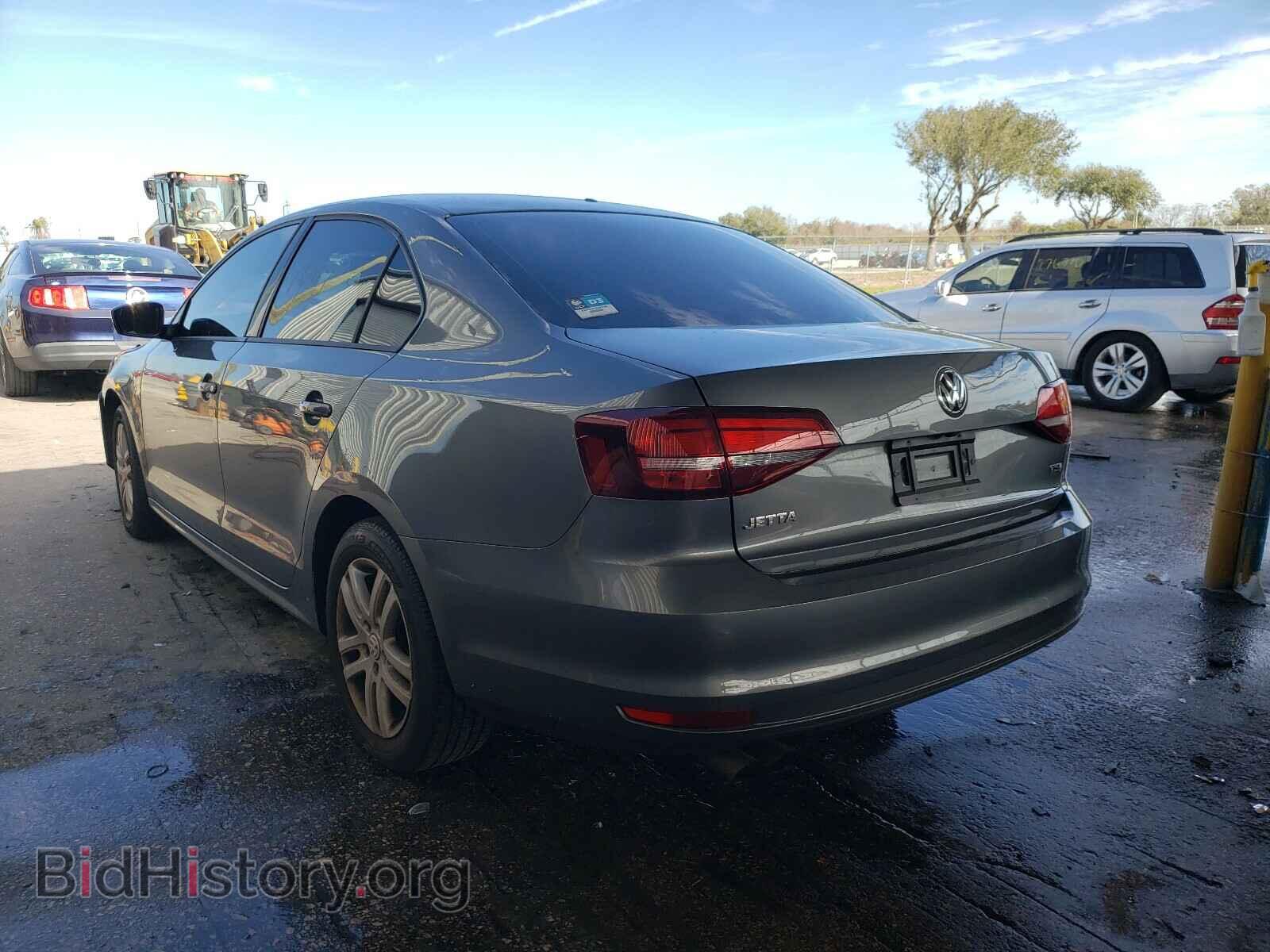 2018 VOLKSWAGEN JETTA - VIN: 3VW2B7AJ5JM230258 - Фото 3