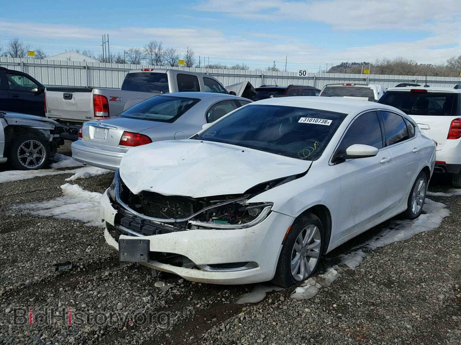 2015 CHRYSLER 200 - VIN: 1C3CCCAB7FN756057 - Фото 2