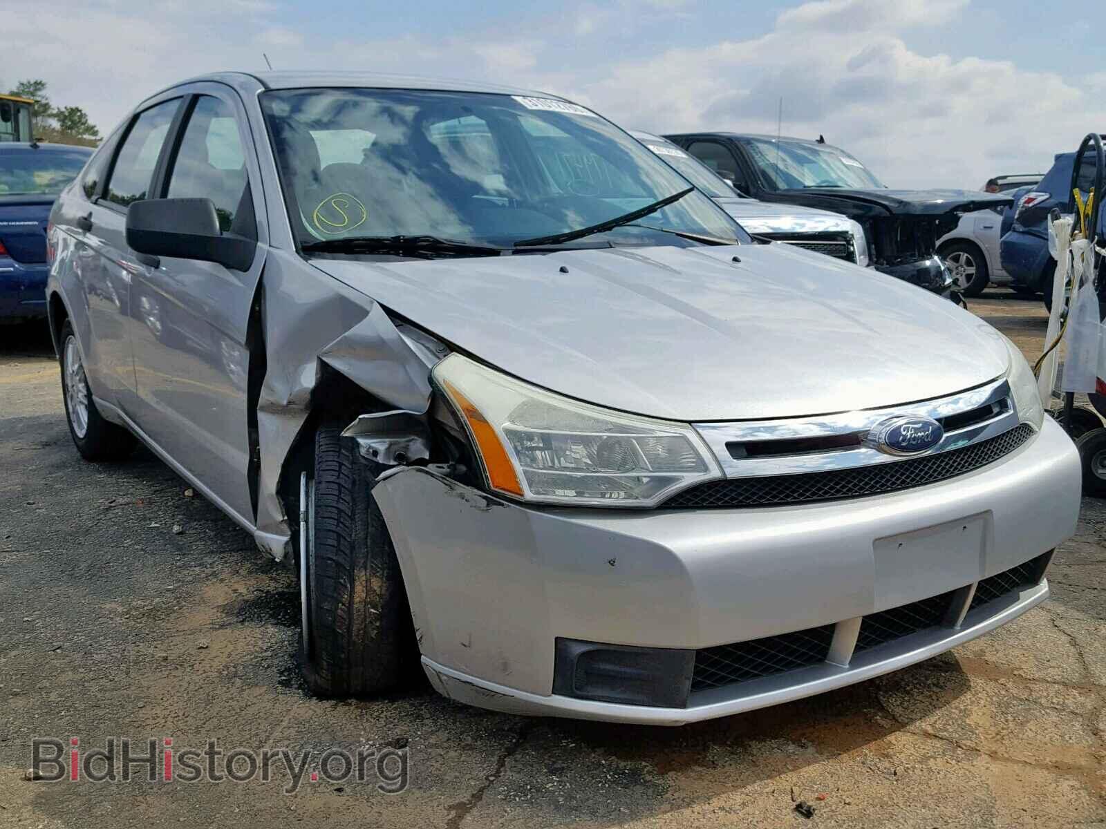 Photo 1FAHP35N09W180746 - FORD FOCUS SE 2009