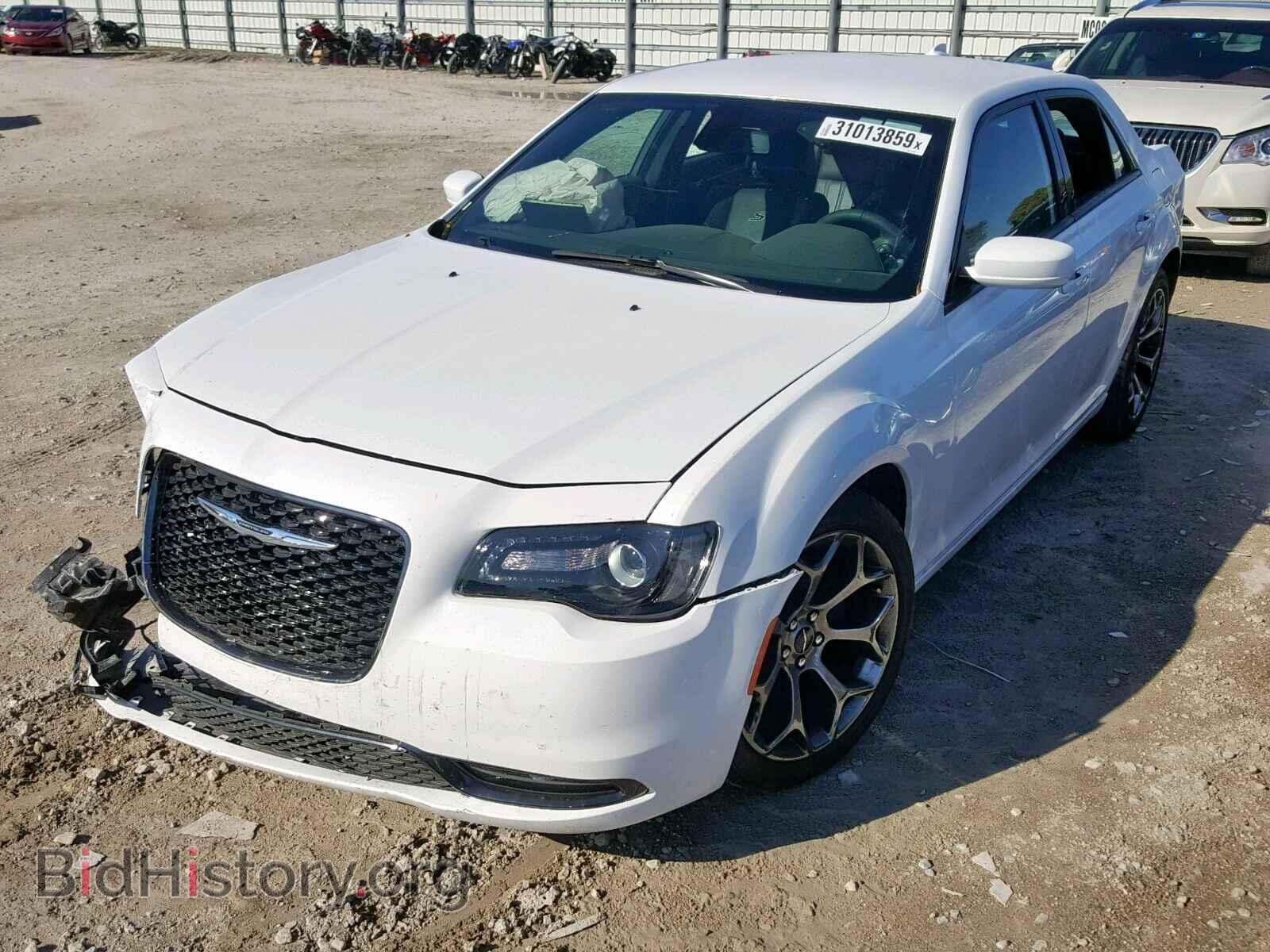 2018 CHRYSLER 300 - VIN: 2C3CCABG2JH227406 - Фото 2