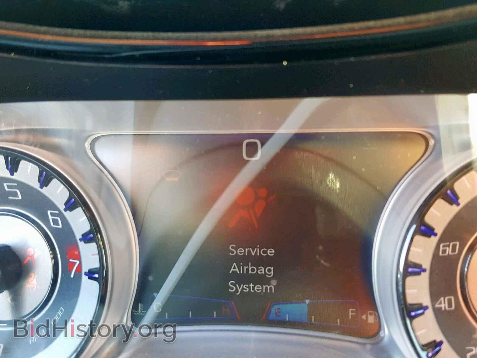 2018 CHRYSLER 300 - VIN: 2C3CCABG2JH227406 - Фото 8