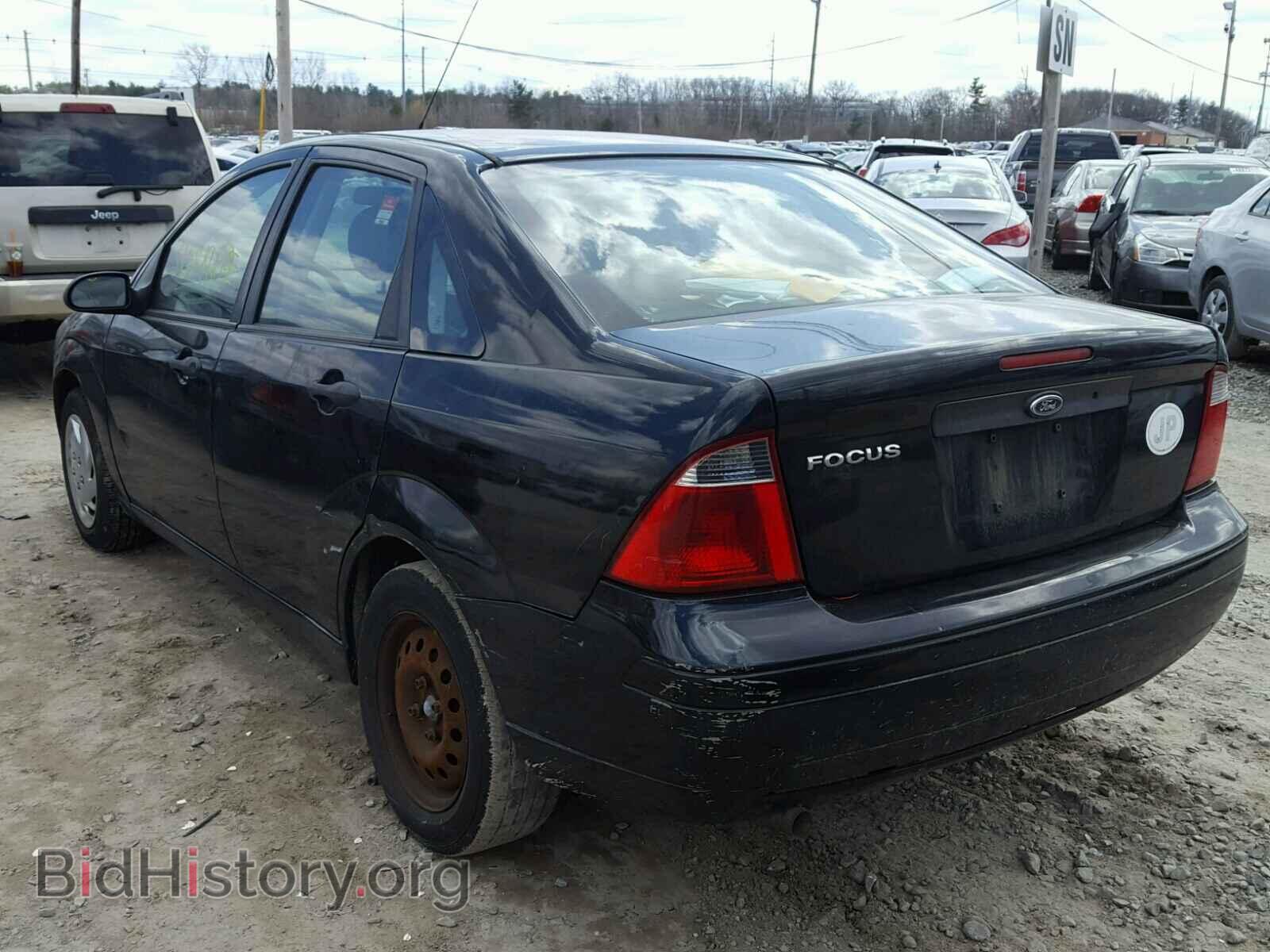 2007 FORD FOCUS - VIN: 1FAFP34N57W364781 - Фото 3
