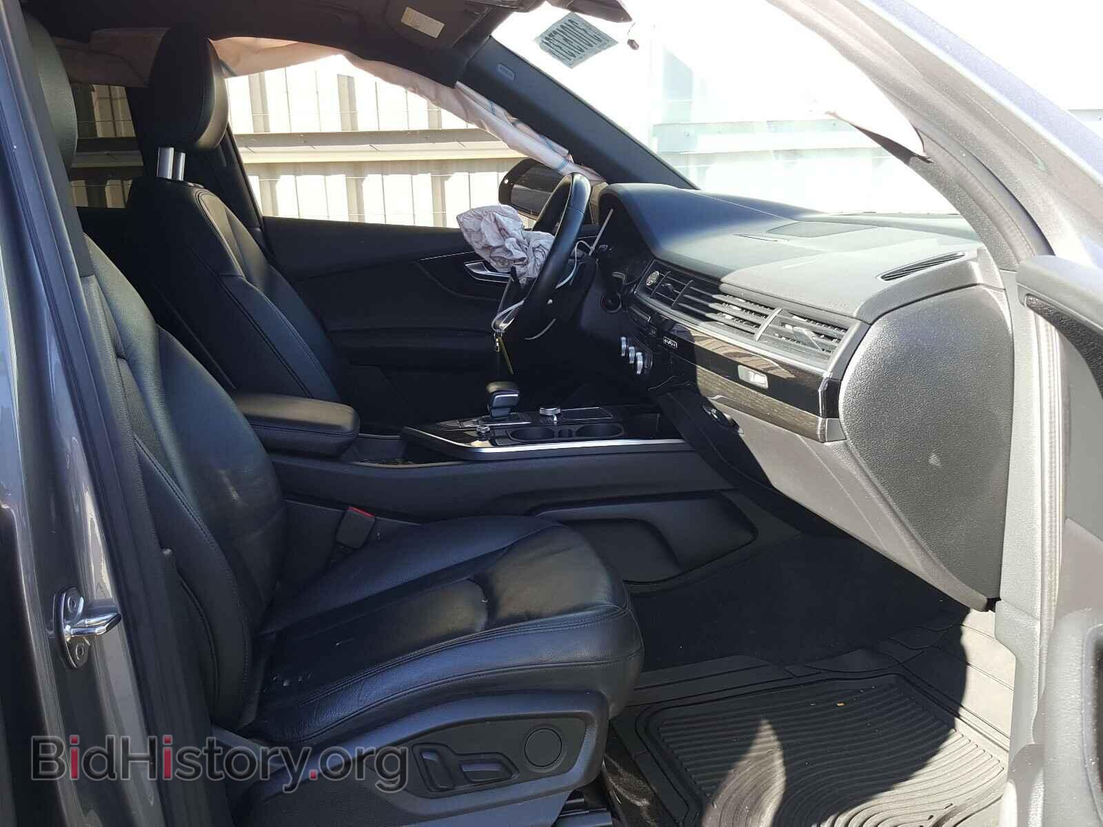 2017 AUDI Q7 - VIN: WA1AHAF75HD046784 - Фото 5