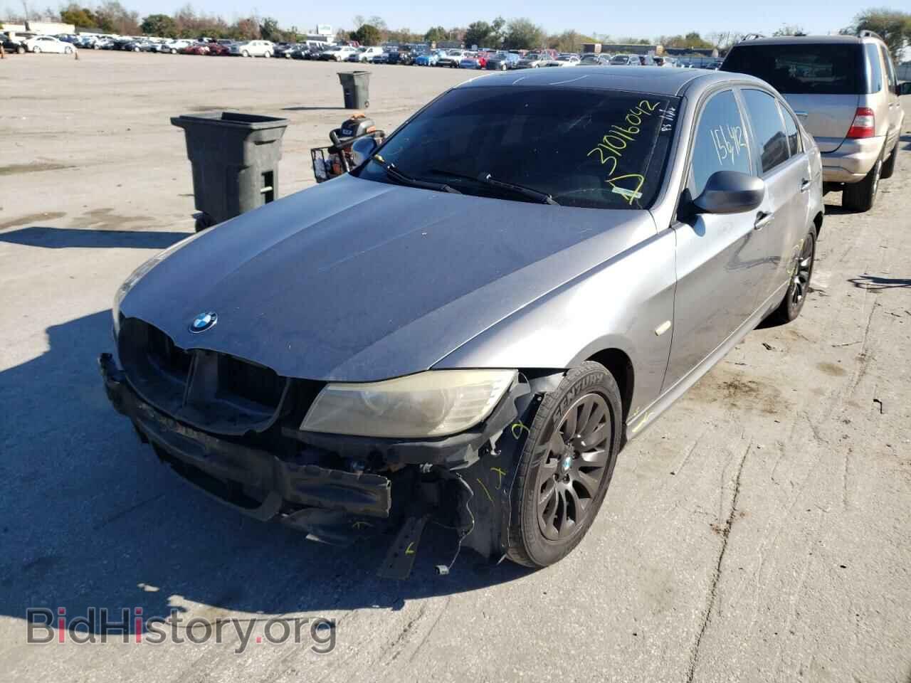2009 BMW 3 SERIES - VIN: WBAPH53559A435712 - Фото 2