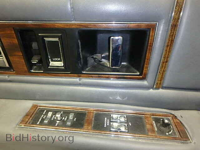 1987 CADILLAC DEVILLE - VIN: 1G6CD1187H4241671 - Photo 10