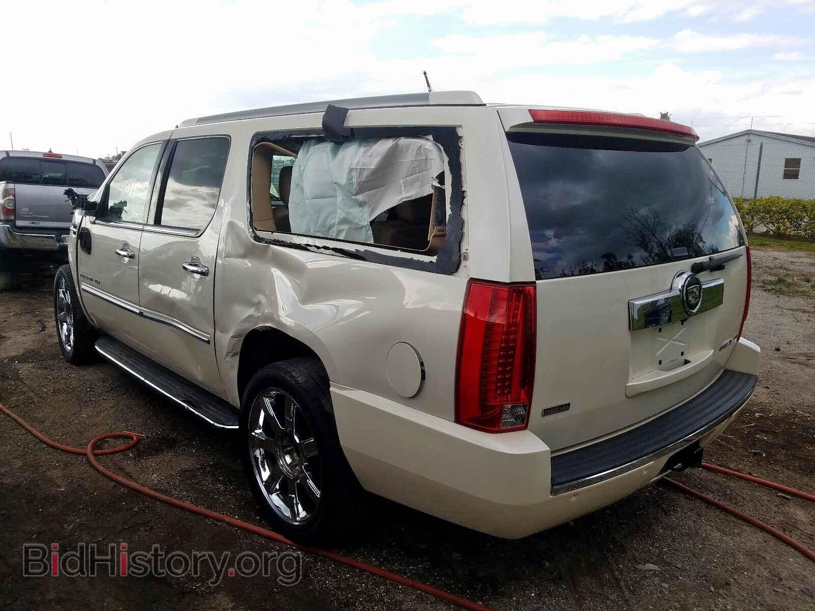 2011 CADILLAC ESCALADE - VIN: 1GYS3HEF4BR400096 - Фото 3