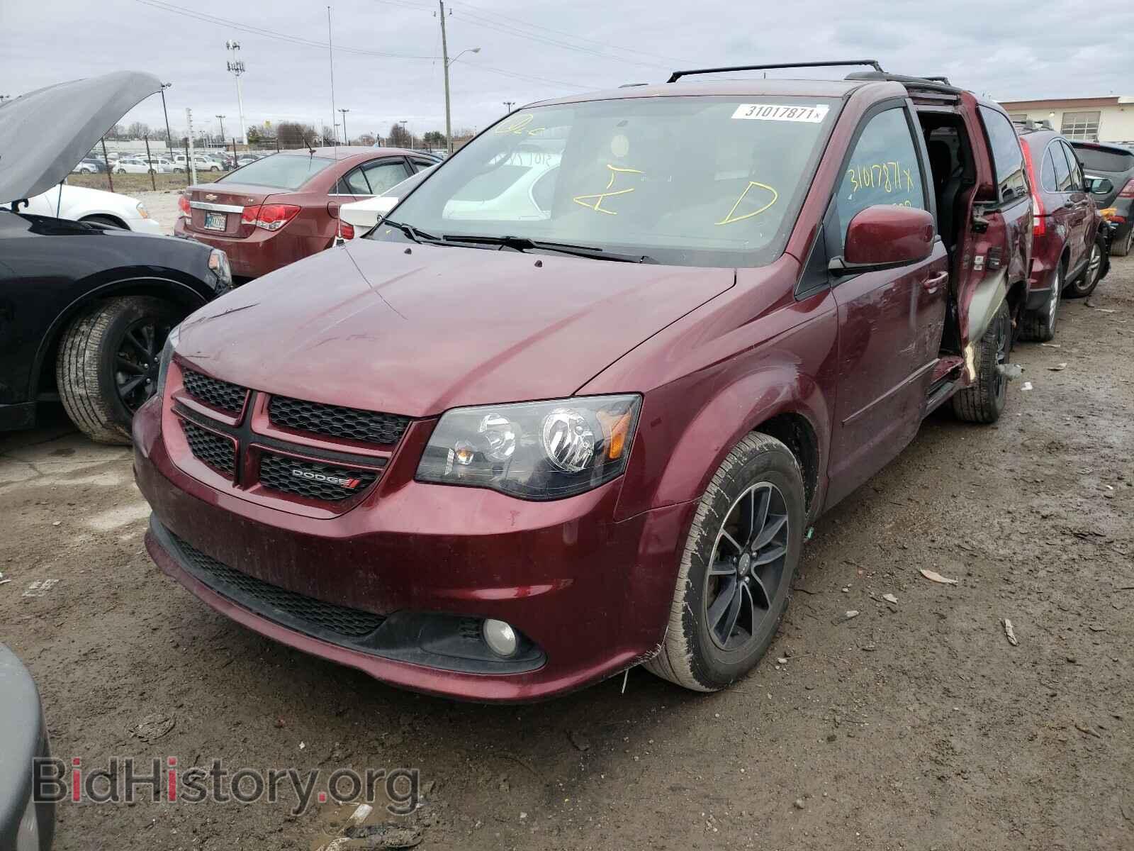 2017 DODGE GRAND CARA - VIN: 2C4RDGEG2HR807096 - Фото 2