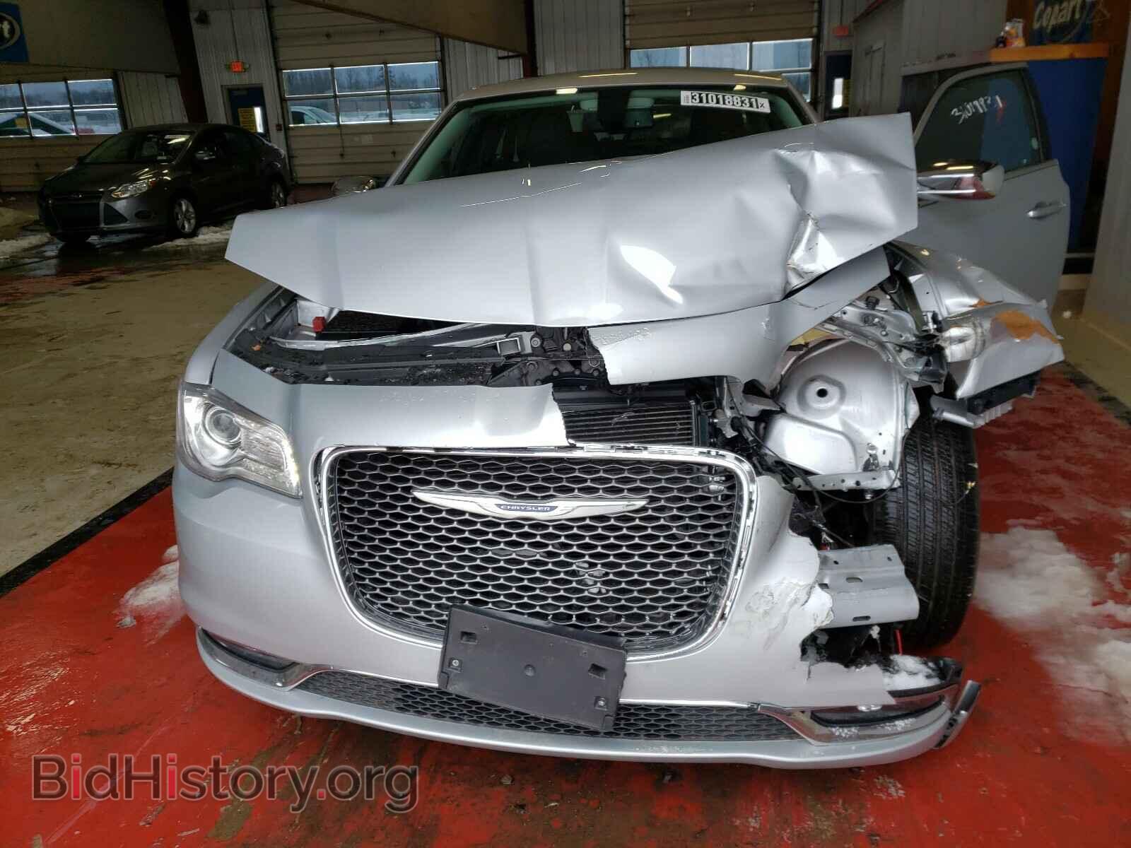 2020 CHRYSLER 300 - VIN: 2C3CCAKG7LH146193 - Фото 7