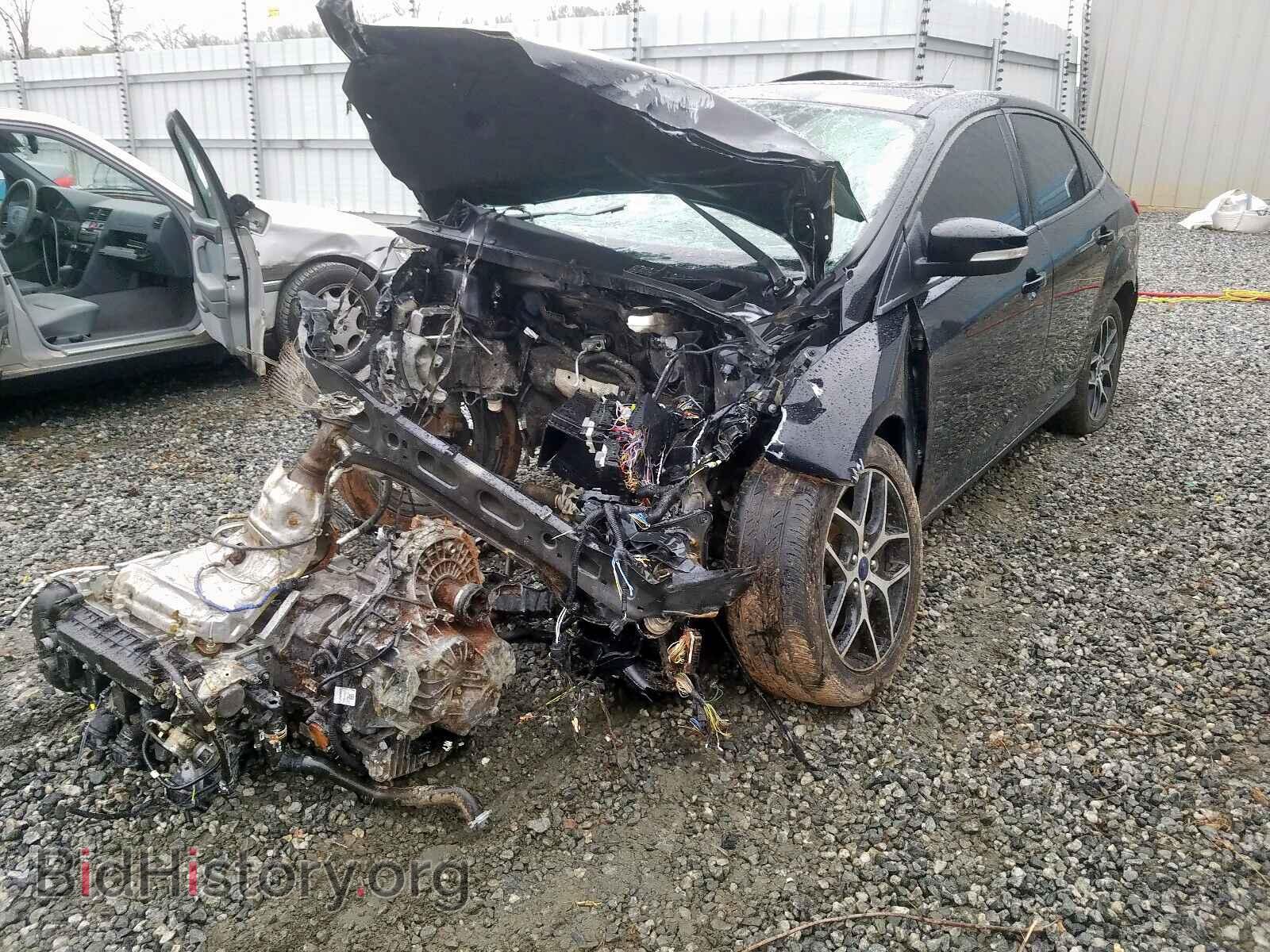 2017 FORD FOCUS - VIN: 1FADP3H29HL281848 - Фото 2