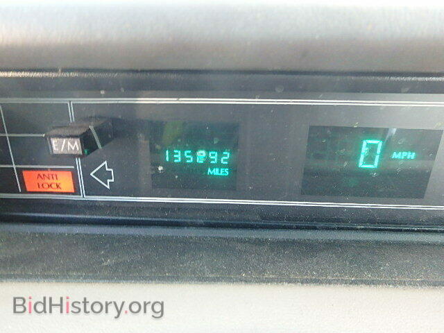 1993 CADILLAC DEVILLE - VIN: 1G6CD53B3P4270891 - Photo 8