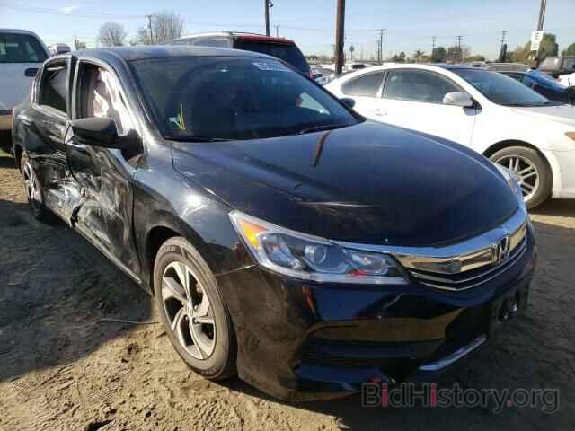 Photo 1HGCR2F35HA121145 - HONDA ACCORD 2017