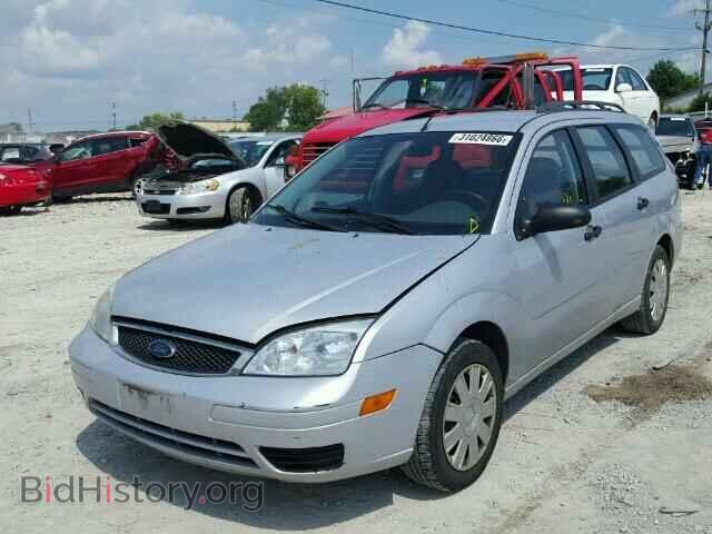 2005 FORD FOCUS - VIN: 1FAHP36N55W106697 - Фото 2