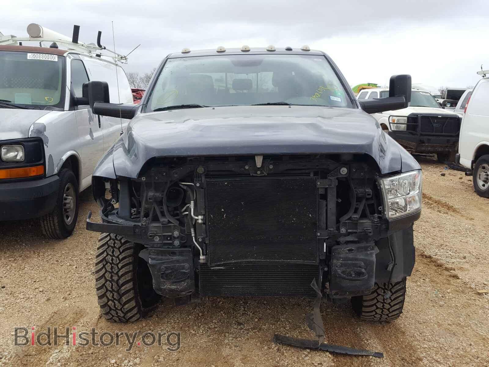 2017 RAM 2500 - VIN: 3C6UR5MLXHG562527 - Photo 9