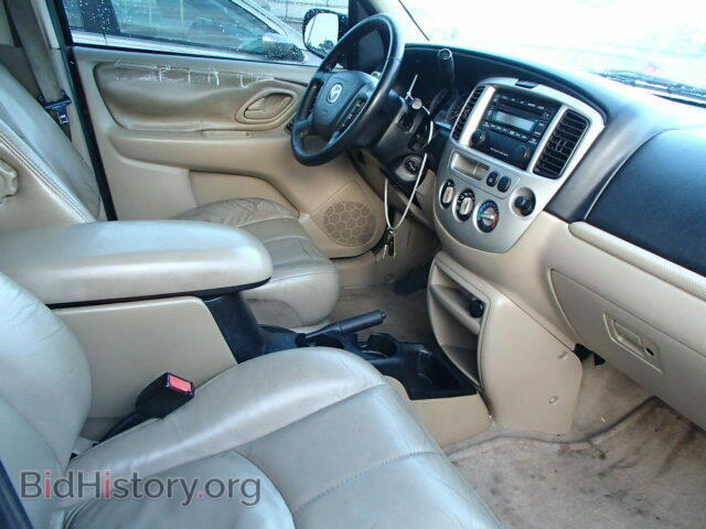 2004 MAZDA TRIBUTE - VIN: 4F2CZ06164KM09536 - Фото 5