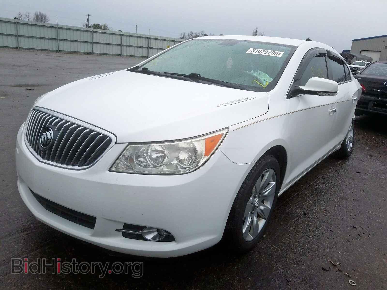 2013 BUICK LACROSSE - VIN: 1G4GC5E34DF281045 - Фото 2