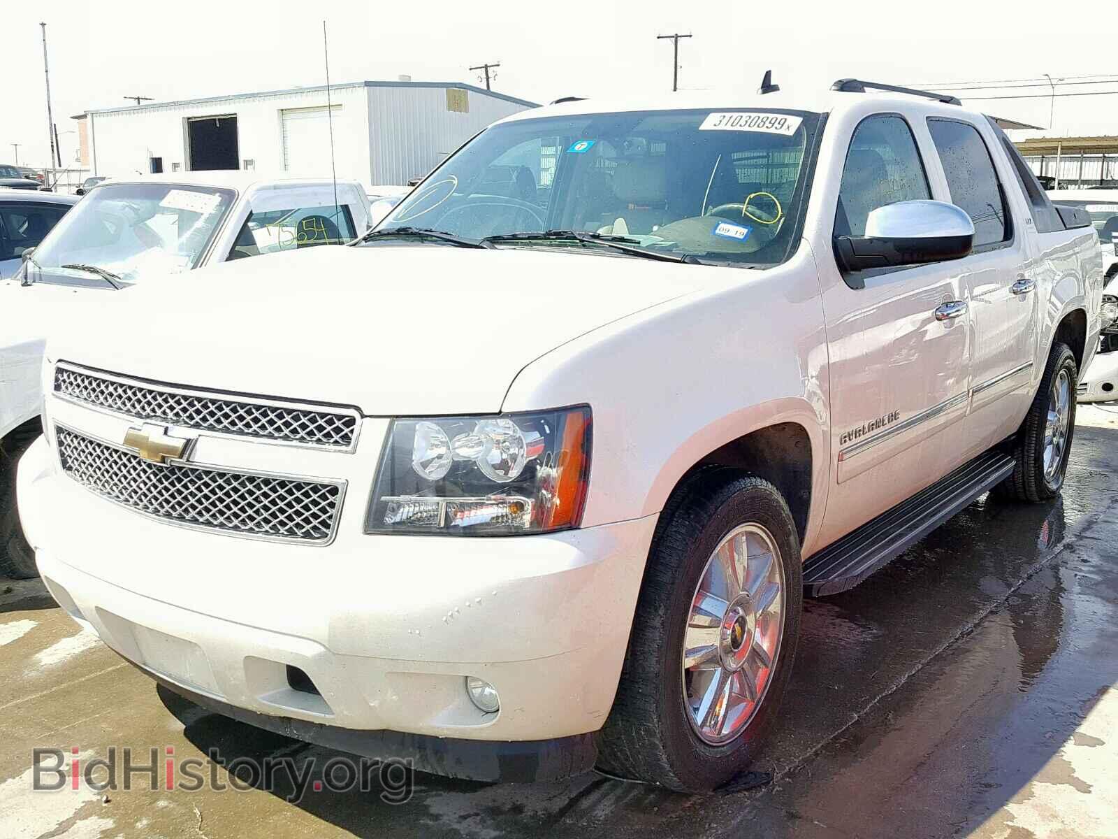 2010 CHEVROLET AVALANCHE - VIN: 3GNNCGE02AG249936 - Фото 2