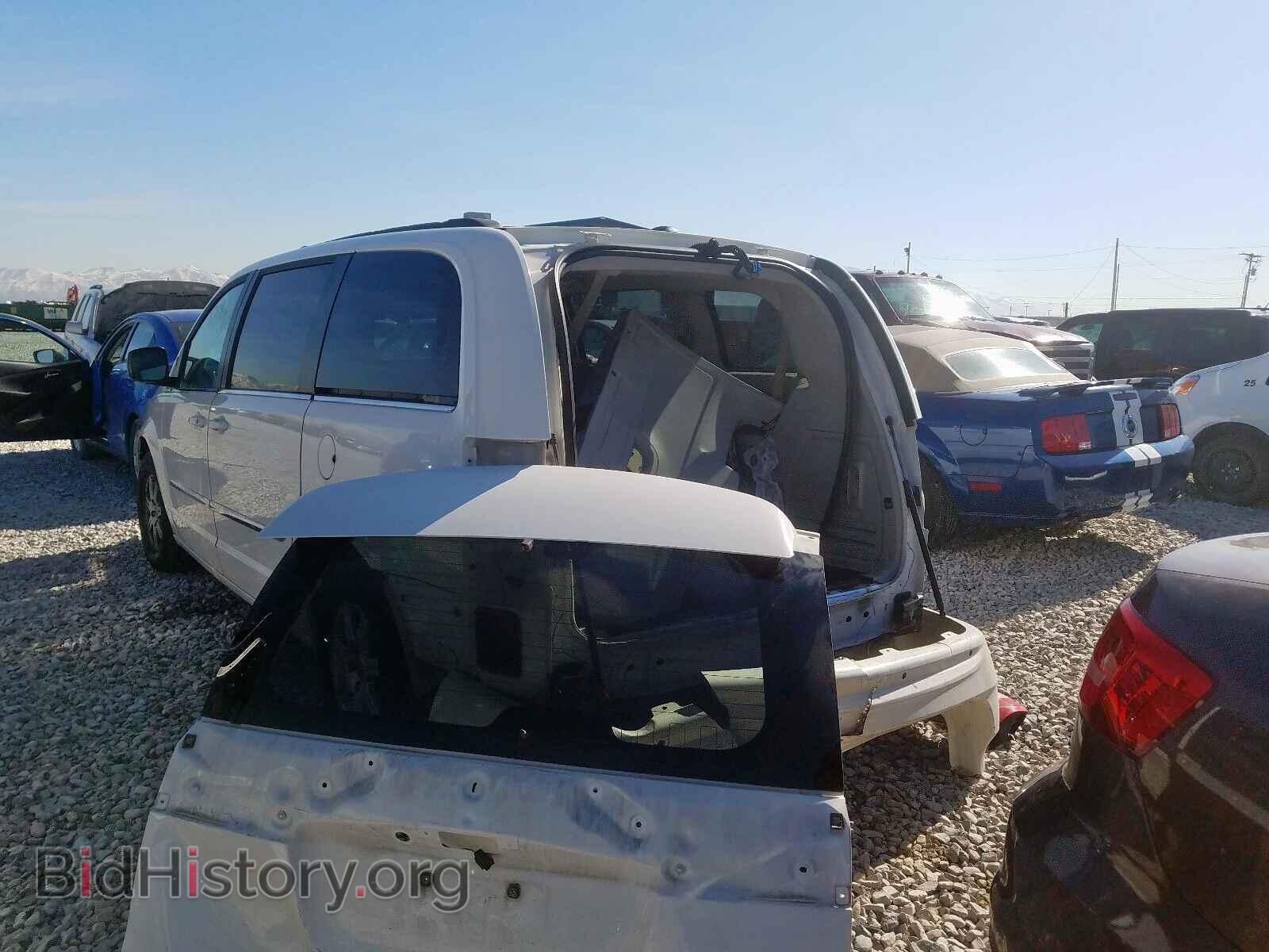 2012 CHRYSLER TOWN & COU - VIN: 2C4RC1BG8CR158191 - Фото 3