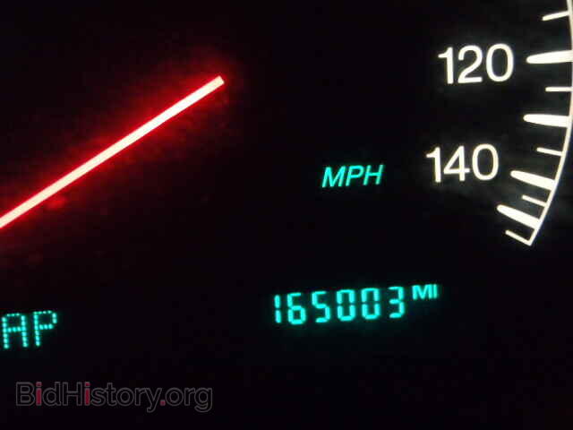 2000 CADILLAC DEVILLE - VIN: 1G6KF5493YU281280 - Photo 8