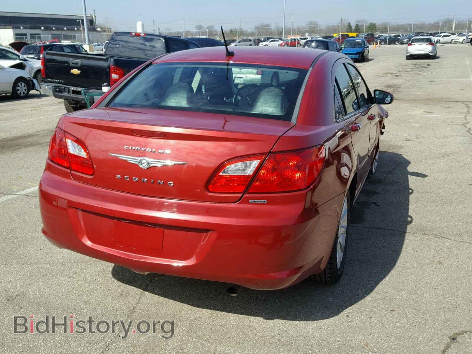 2010 CHRYSLER SEBRING - VIN: 1C3CC5FB5AN120881 - Photo 4