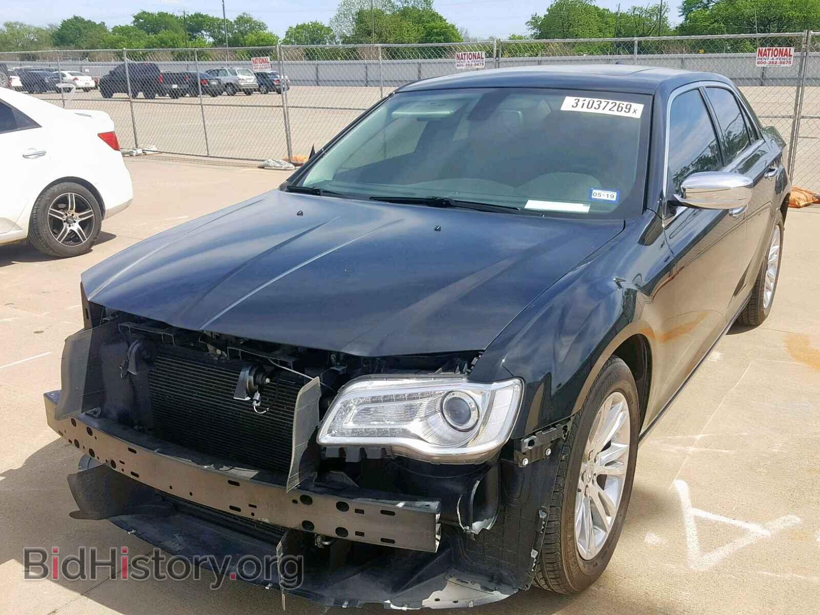 2017 CHRYSLER 300 - VIN: 2C3CCAEG8HH564765 - Фото 2