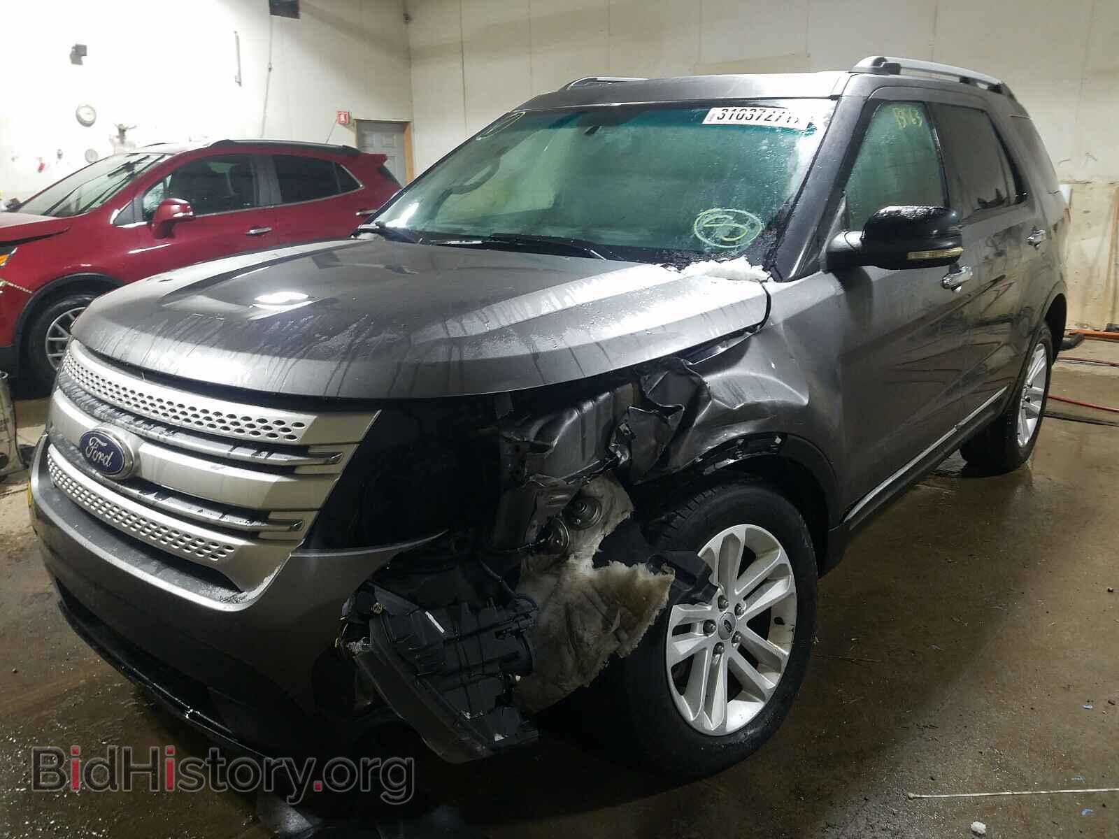 2011 FORD EXPLORER - VIN: 1FMHK8D82BGA45782 - Photo 2