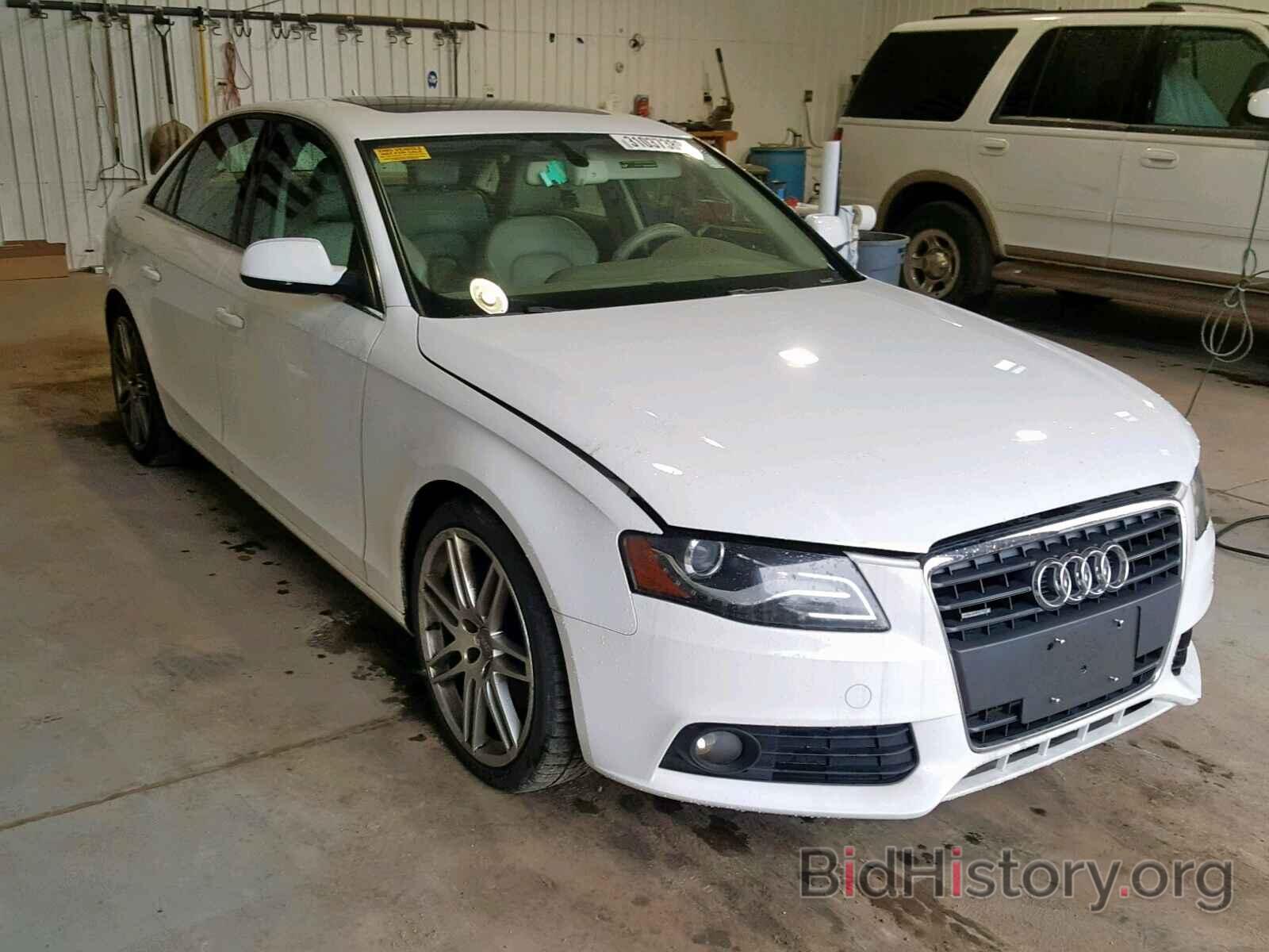 Photo WAUKFAFL5AN042387 - AUDI A4 2010