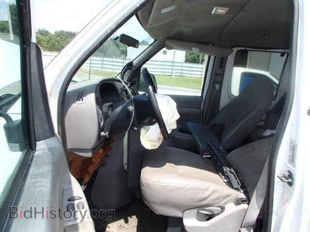 2000 FORD ECONOLINE - VIN: 1FBSS31L5YHB81451 - Photo 10