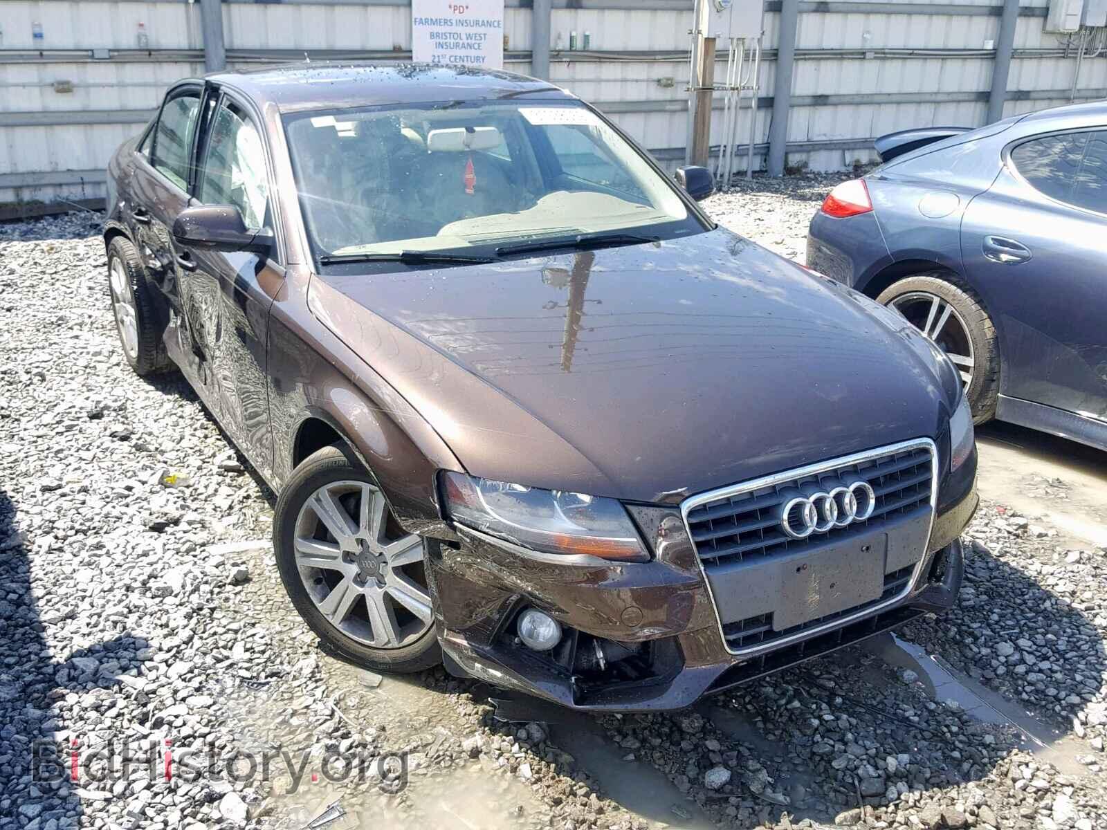 Photo WAUAFAFL8BN045460 - AUDI A4 2011