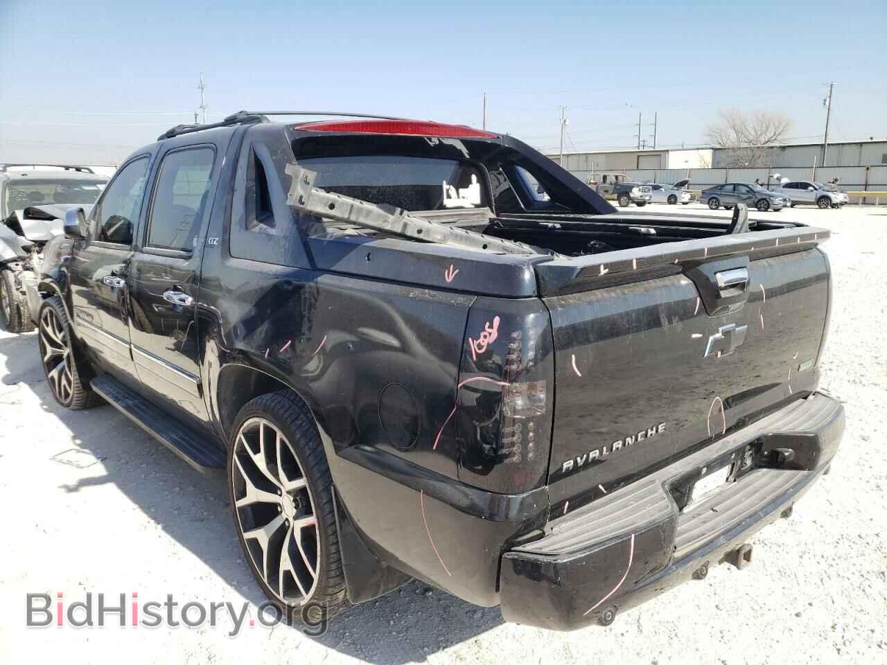 2011 CHEVROLET AVALANCHE - VIN: 3GNTKGE36BG158609 - Фото 3