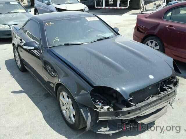 Photo WDBKK49F71F183296 - MERCEDES-BENZ SLK230 2001