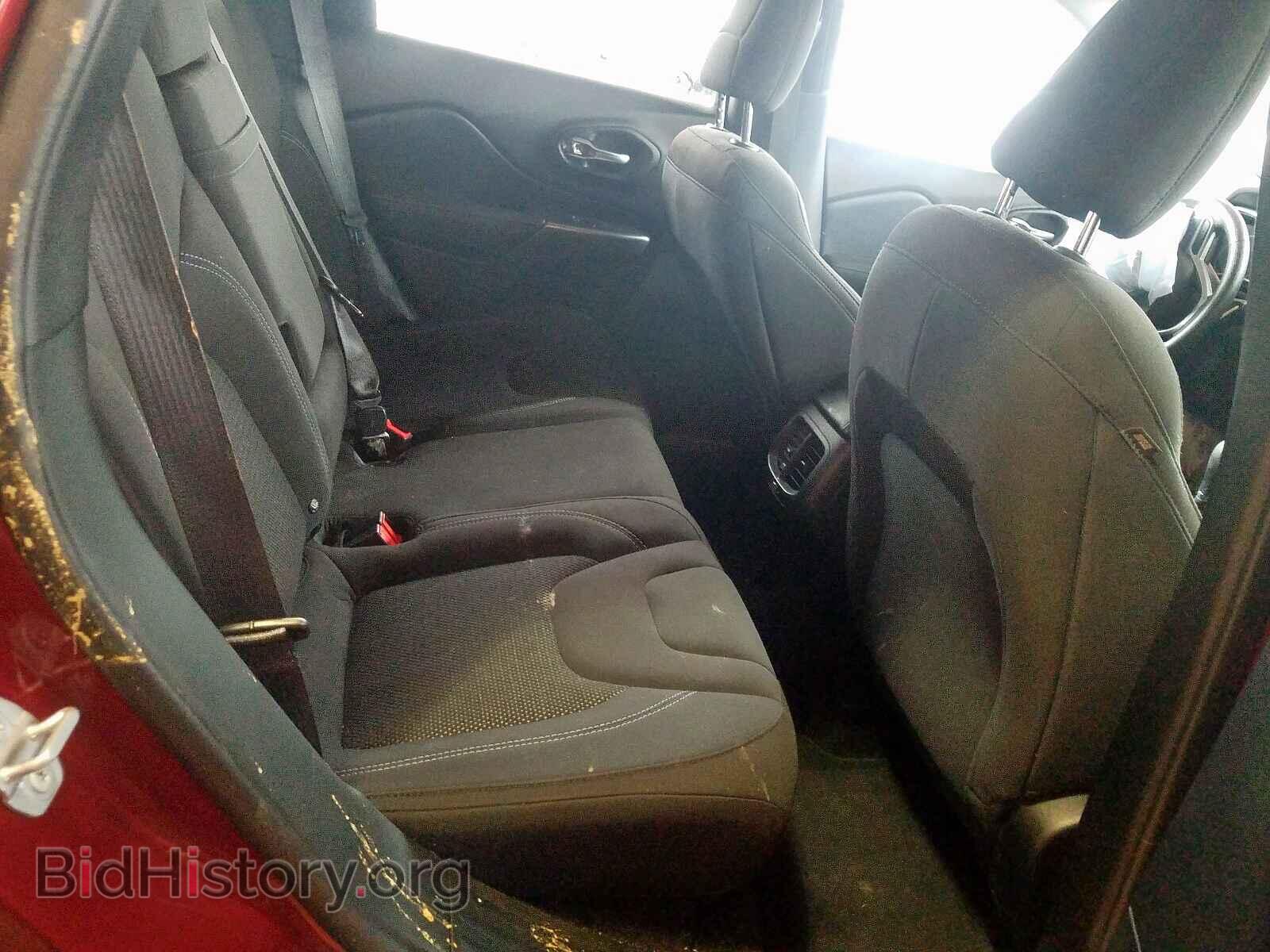 2019 JEEP CHEROKEE - VIN: 1C4PJLCB5KD144648 - Фото 6