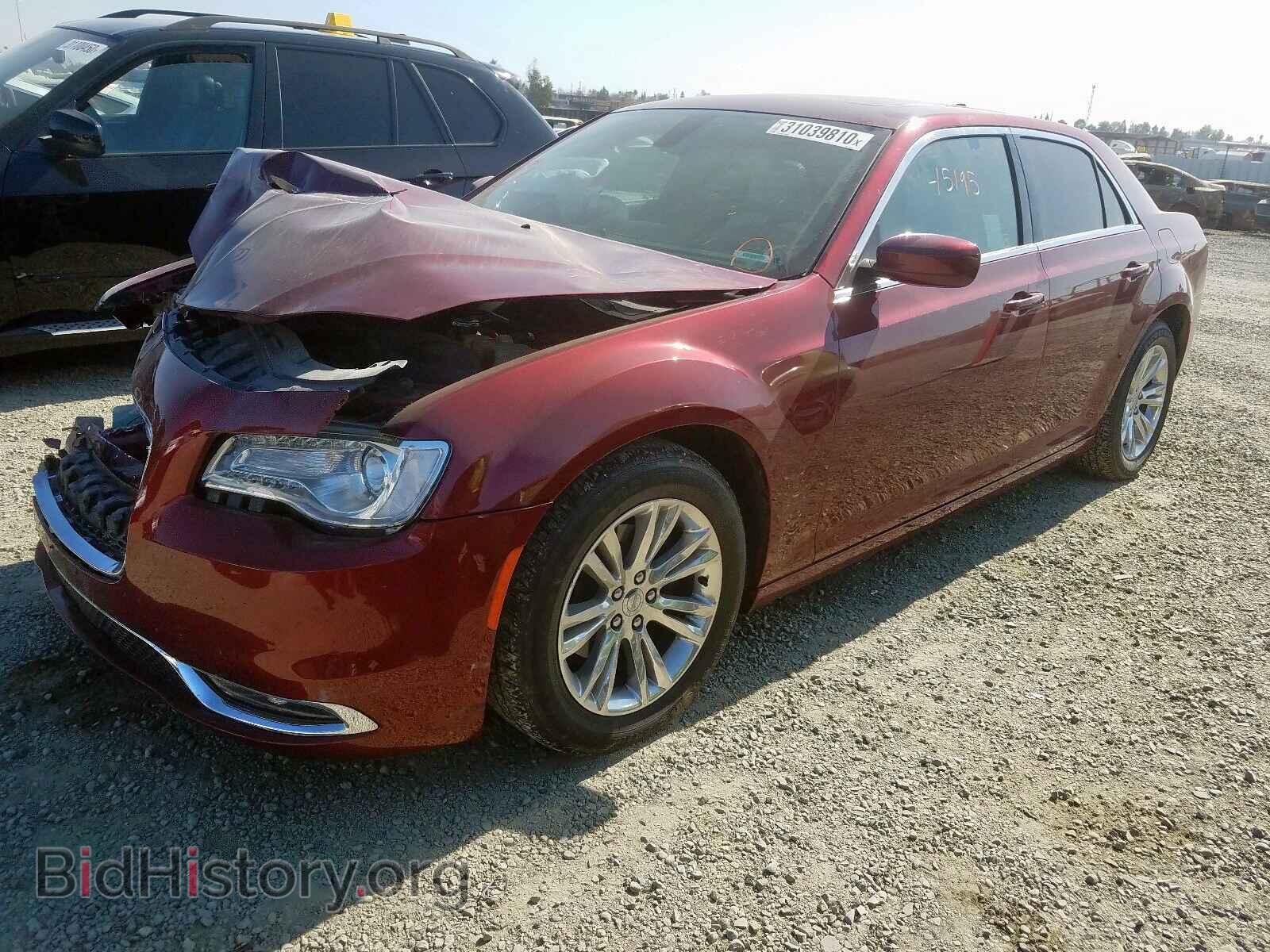 2018 CHRYSLER 300 - VIN: 2C3CCAAG2JH209084 - Фото 2