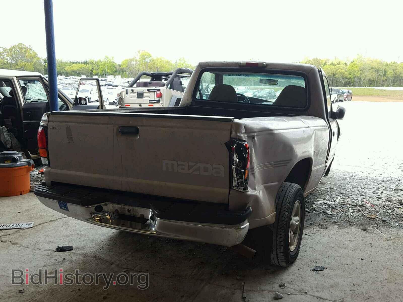 1996 MAZDA B2300 - VIN: 4F4CR12AXTTM38792 - Фото 4