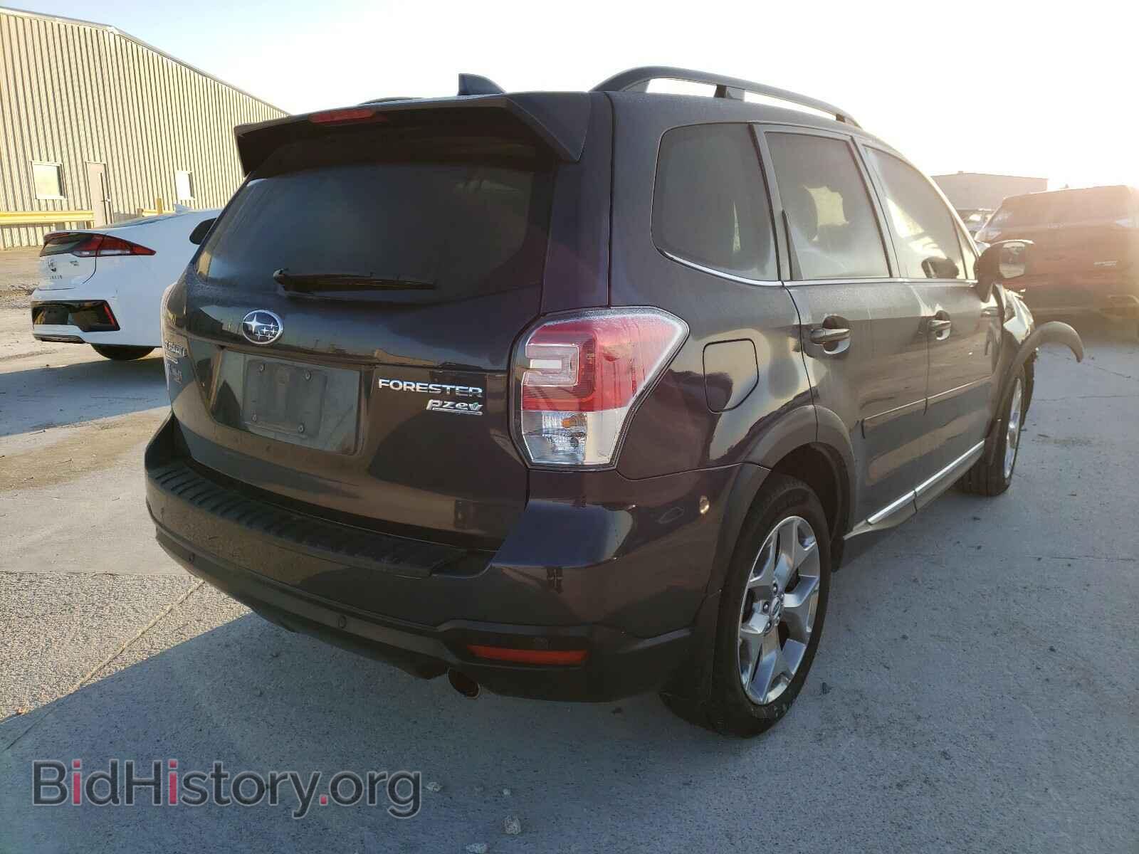 2017 SUBARU FORESTER - VIN: JF2SJAWC2HH461440 - Фото 4