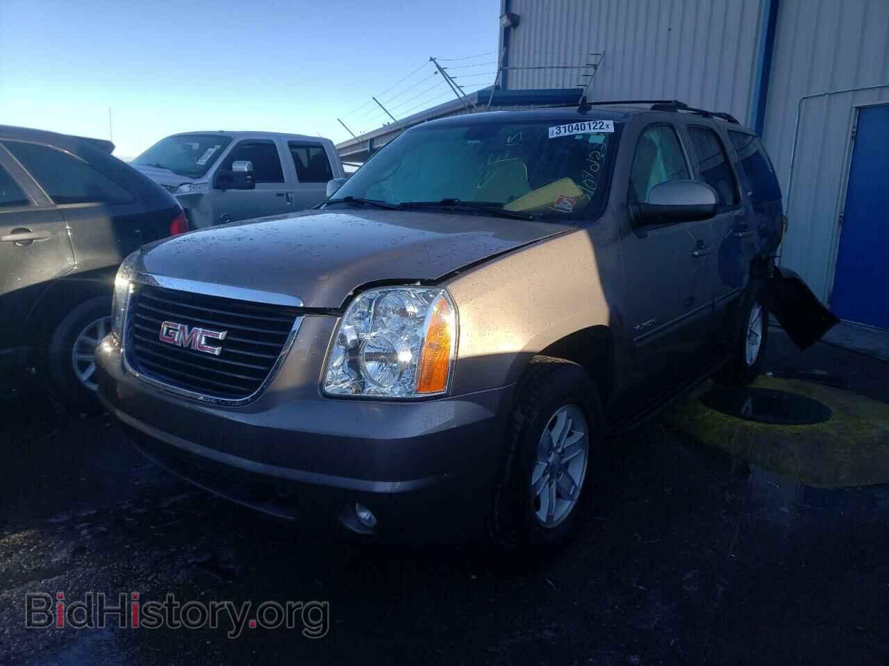 2013 GMC YUKON - VIN: 1GKS1CE02DR329515 - Фото 2