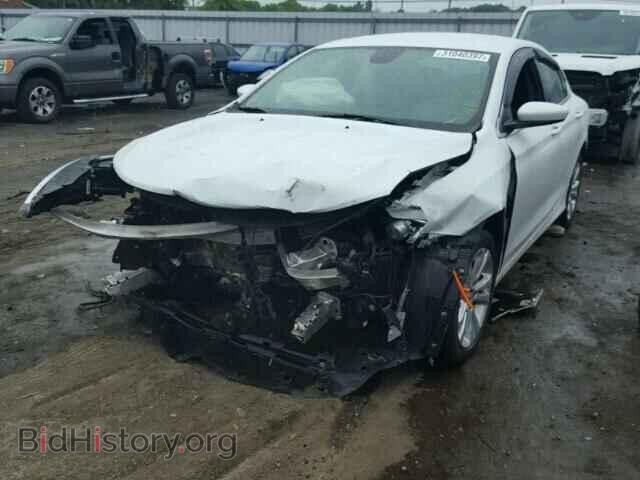 2015 CHRYSLER 200 - VIN: 1C3CCCAG0FN516490 - Фото 2