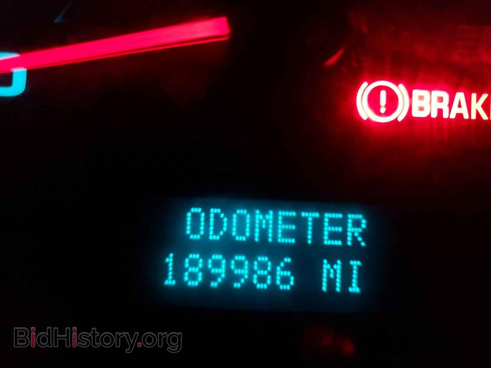 2011 CHEVROLET SILVERADO - VIN: 1GCNKPEX9BZ430459 - Фото 8