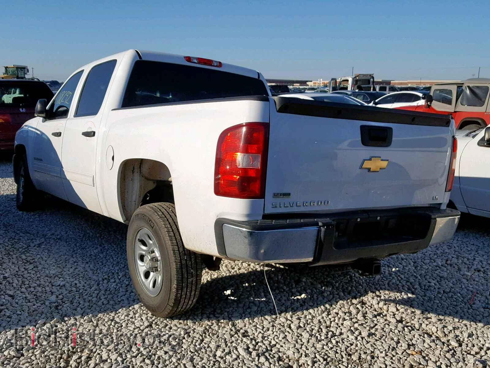 2011 CHEVROLET SILVERADO - VIN: 3GCPCREA8BG231867 - Фото 3